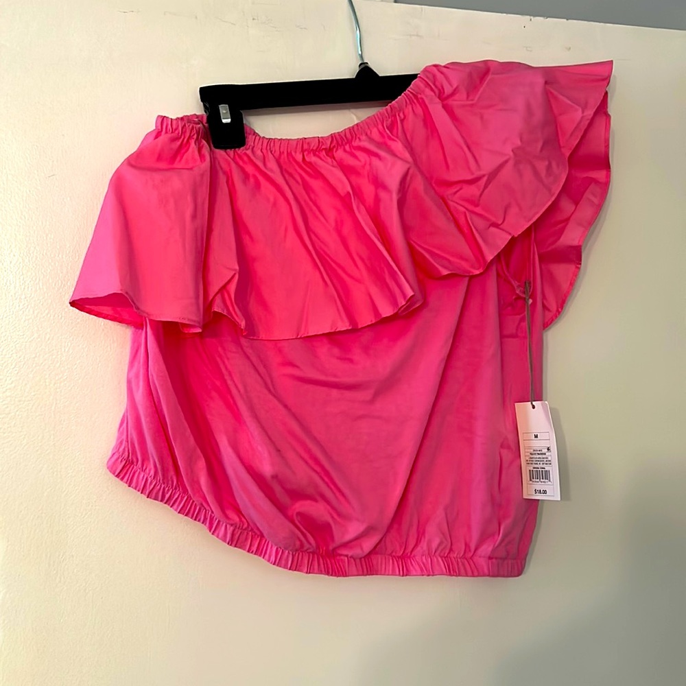 New Target off the shoulder ruffled top